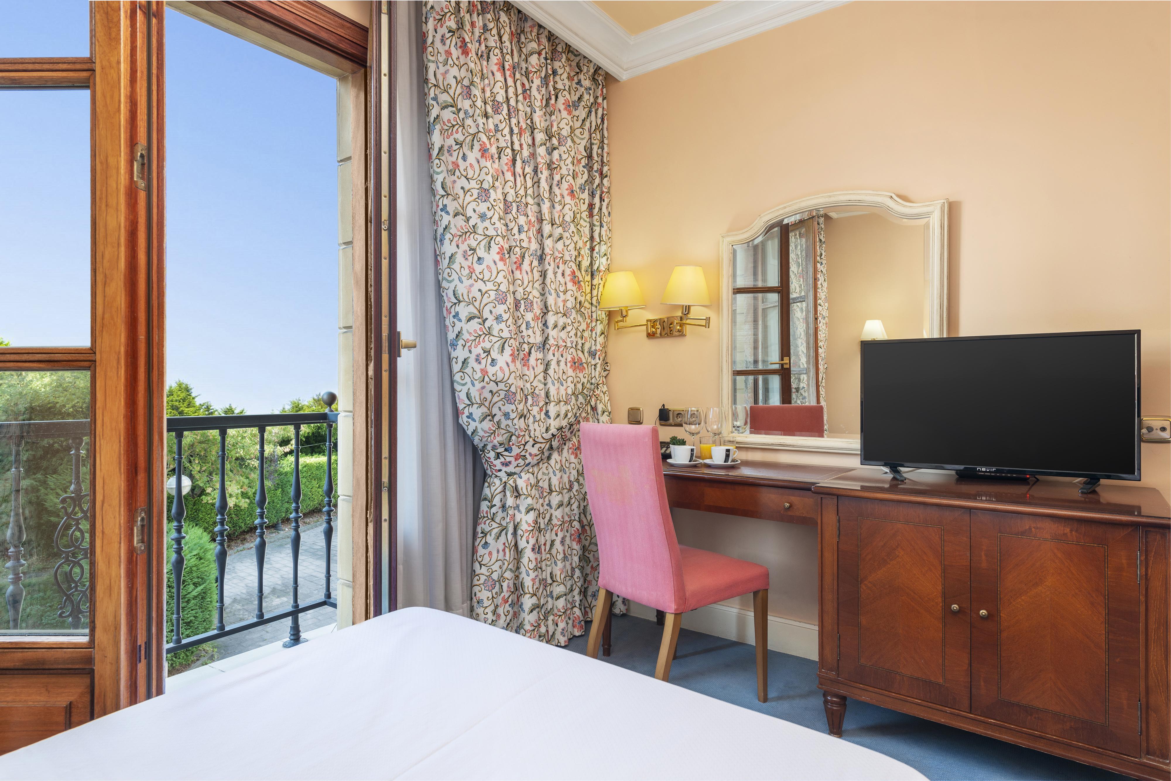 Tryp Bilbao Sondika Hotel Exteriör bild