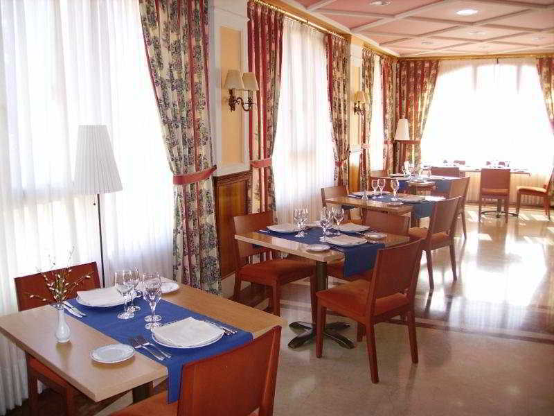 Tryp Bilbao Sondika Hotel Restaurang bild