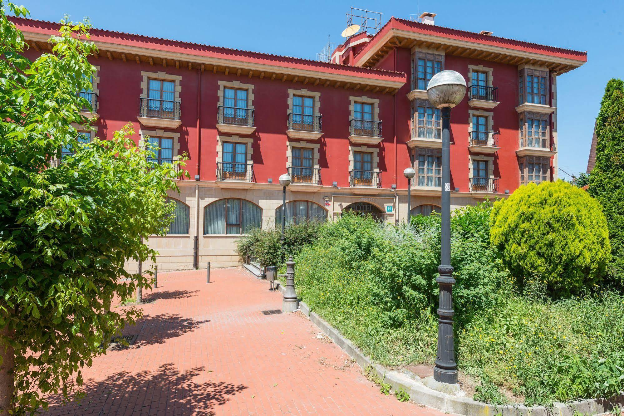 Tryp Bilbao Sondika Hotel Exteriör bild