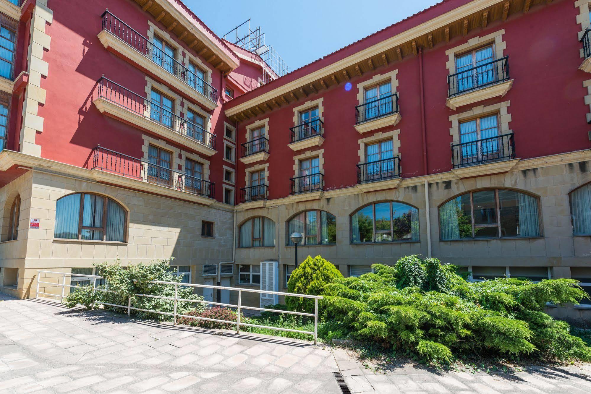 Tryp Bilbao Sondika Hotel Exteriör bild